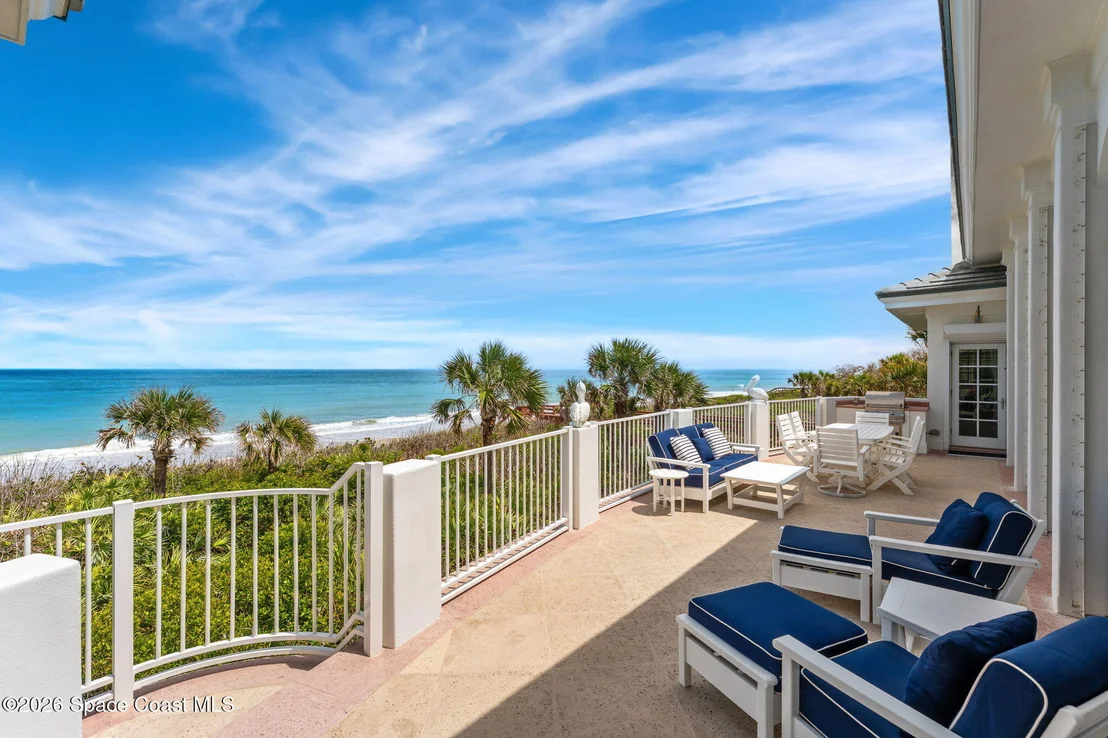 Photo of 680 Ocean Road