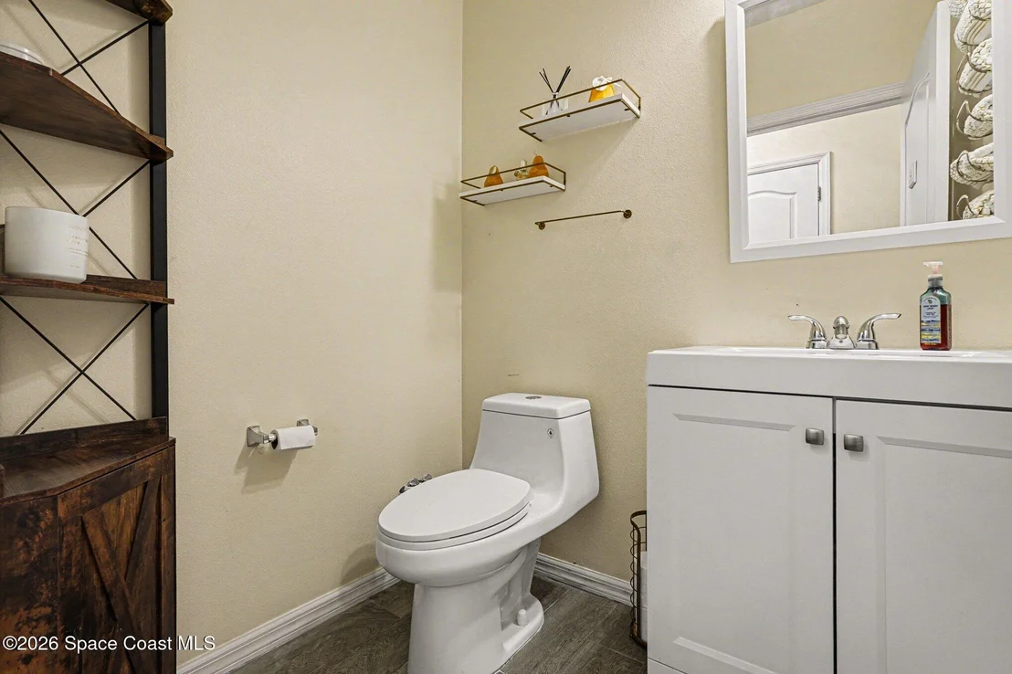 Photo of 1688 Attilburgh Boulevard