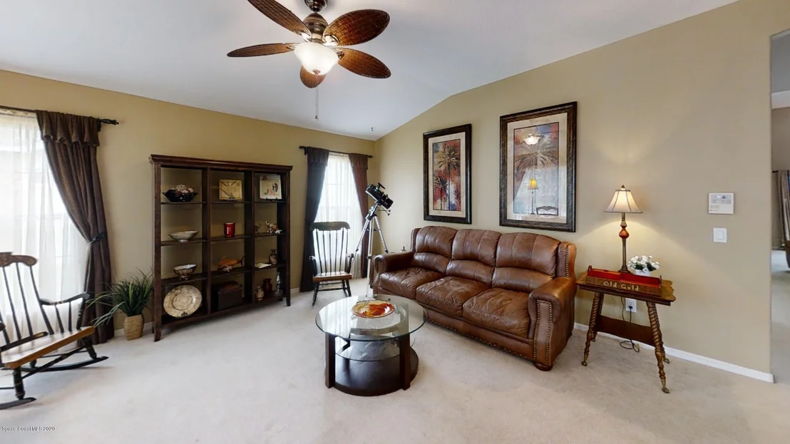 Photo of 1670 Rustic Way