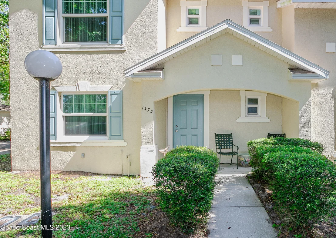 Photo of Unit 7 at 1475 Beechfern Drive