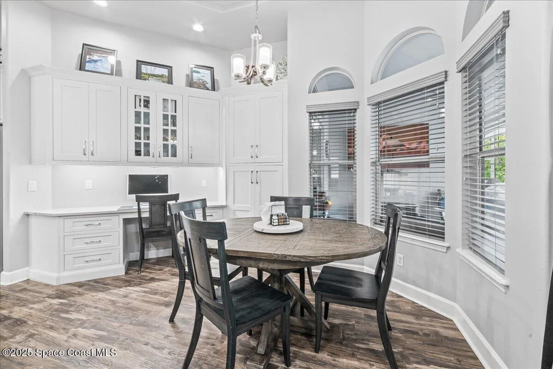 Photo of 370 Baytree Drive