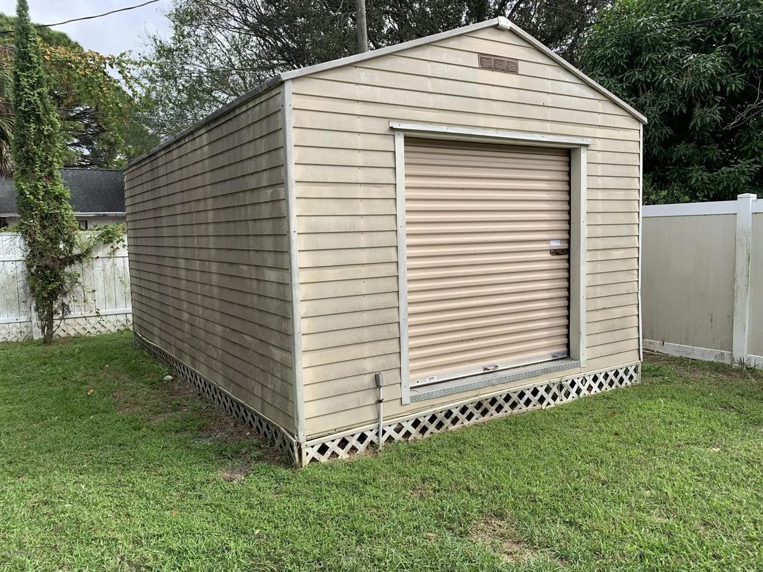 Photo of 575 Balcom SE