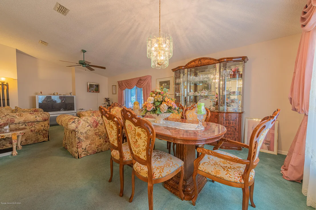 Photo of 1620 Vista Lake Circle