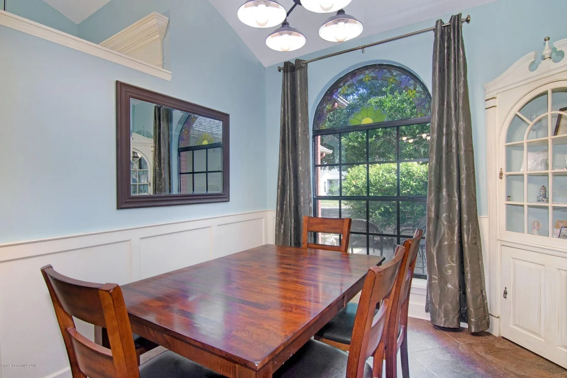 Photo of 855 Yorktowne Drive