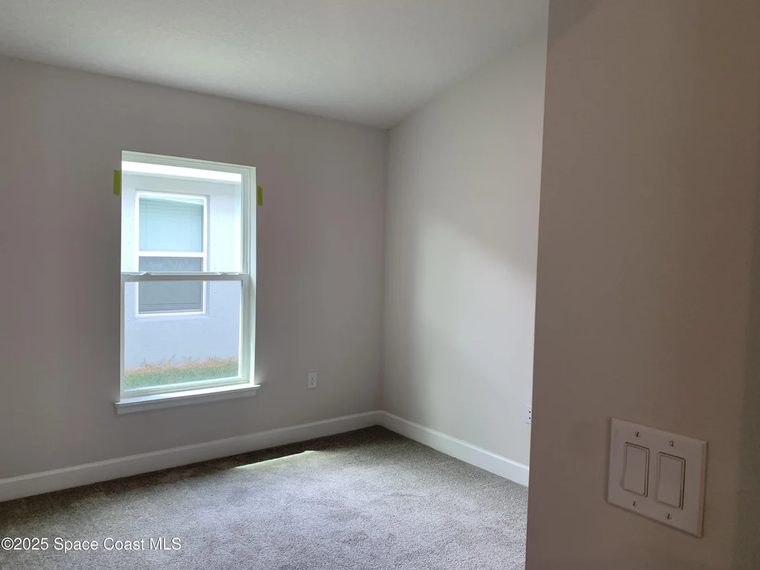 Photo of 935 Kylar Drive NW