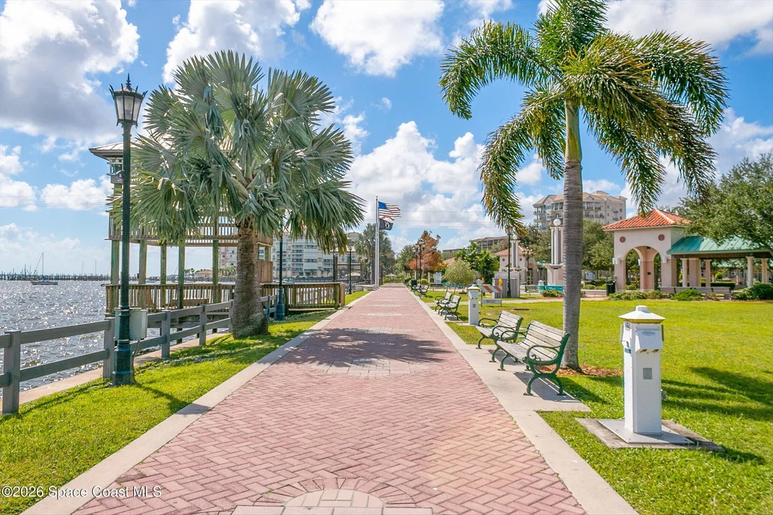 Photo of 409 Rockledge Drive