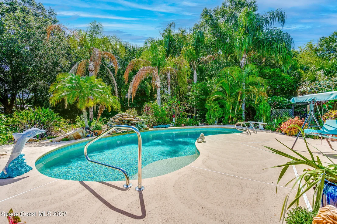 Photo of 2477 Harlock Road