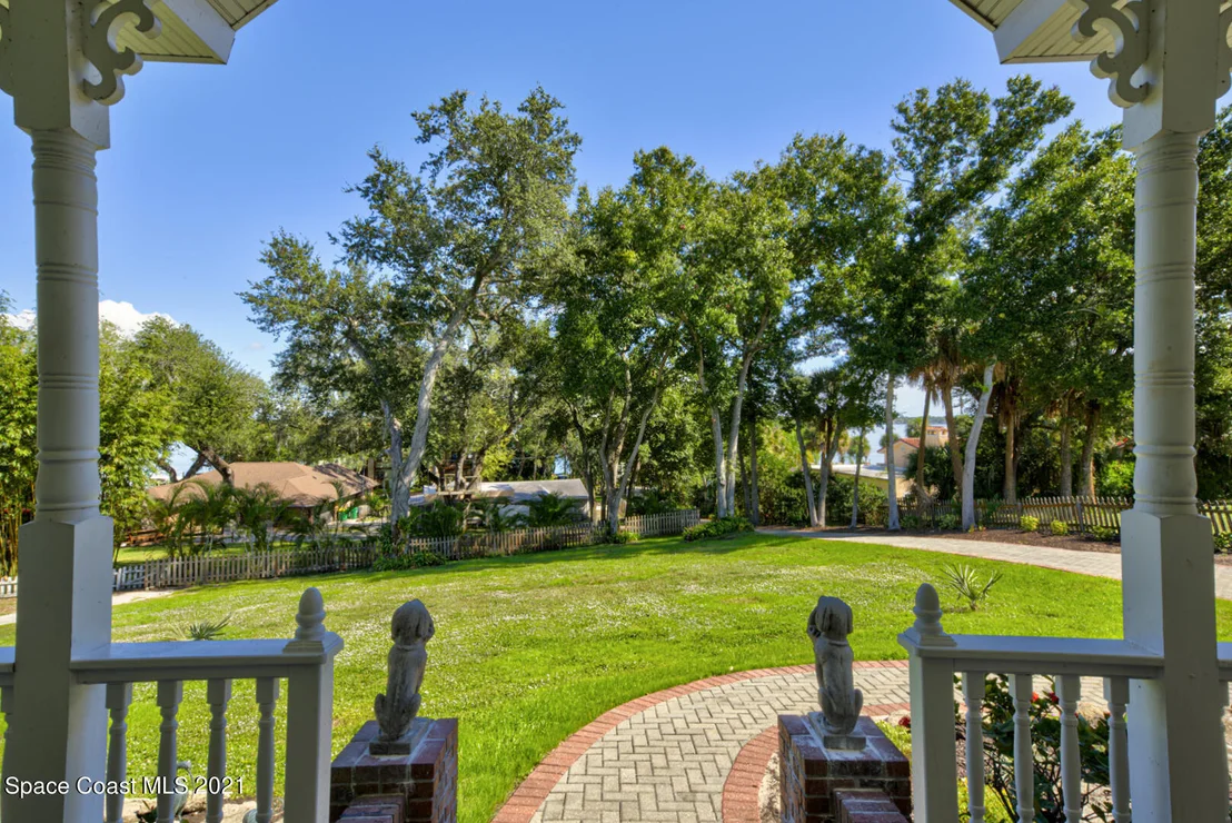 Photo of 2051 Rockledge Drive