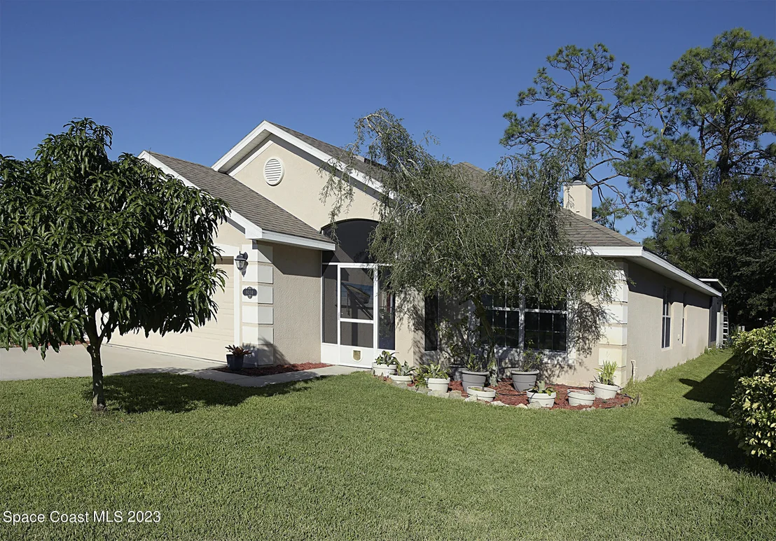 Photo of 6014 Serene Place