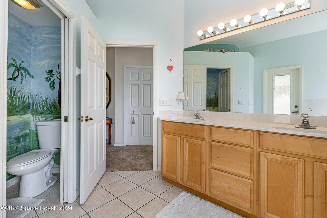 Photo of 4640 Portage Trail