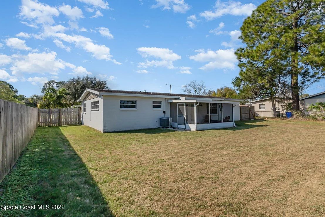 Photo of 1106 Condado Drive