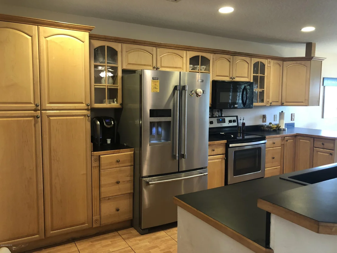 Photo of 730 Bianca Drive NE