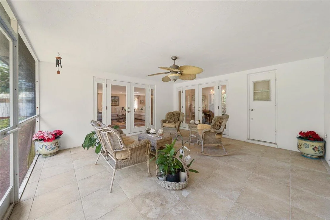 Photo of 716 Malibu Lane