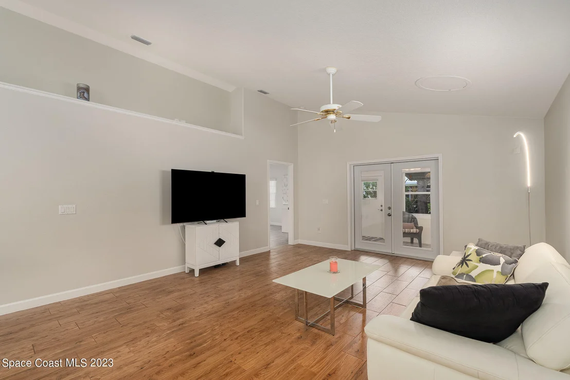 Photo of 1041 S Fork Circle