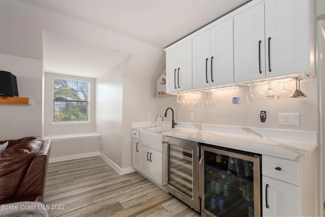 Photo of 416 Riverview Lane