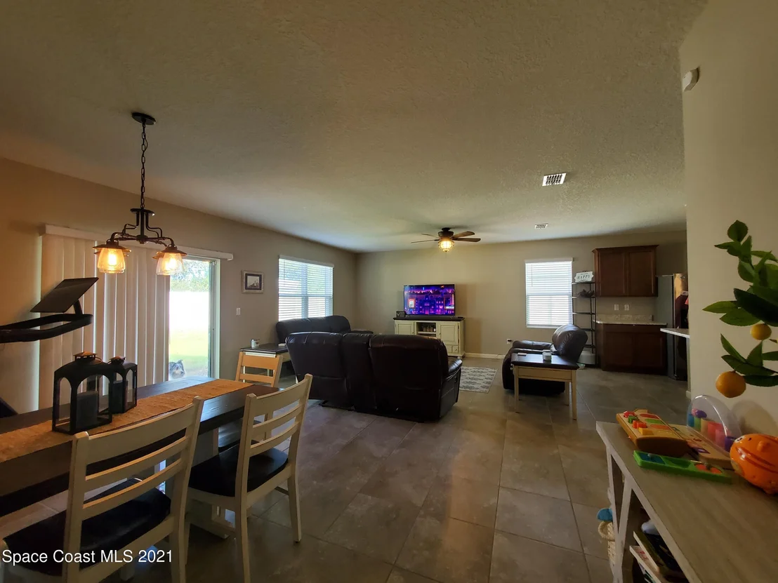 Photo of 630 Forest Trace Circle