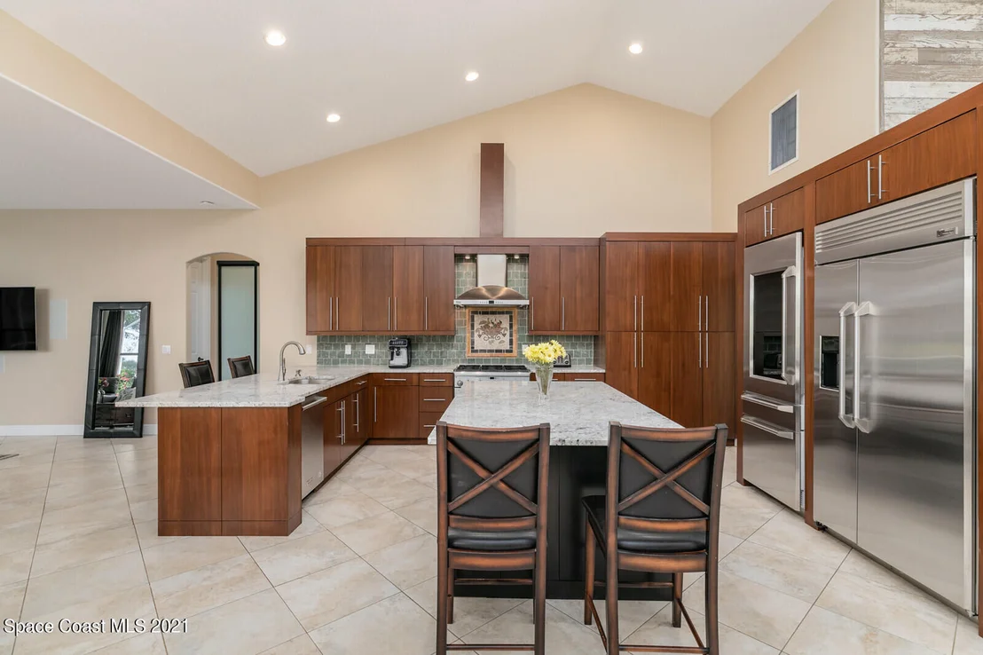 Photo of 800 Peregrine Drive