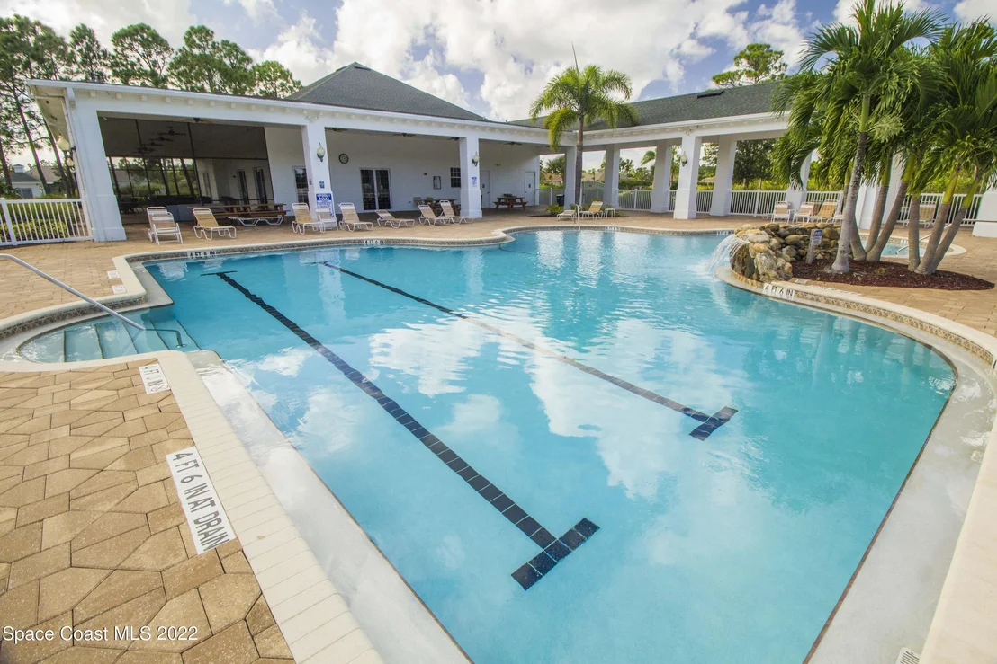 Photo of 636 Stonebriar Drive