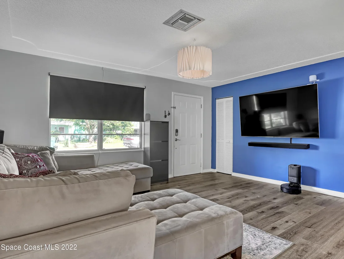Photo of 1311 Hollywood Drive