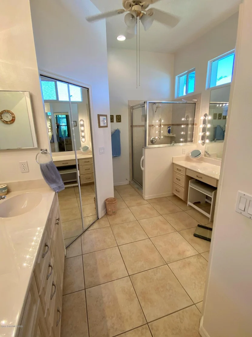 Photo of 2652 Addington Circle