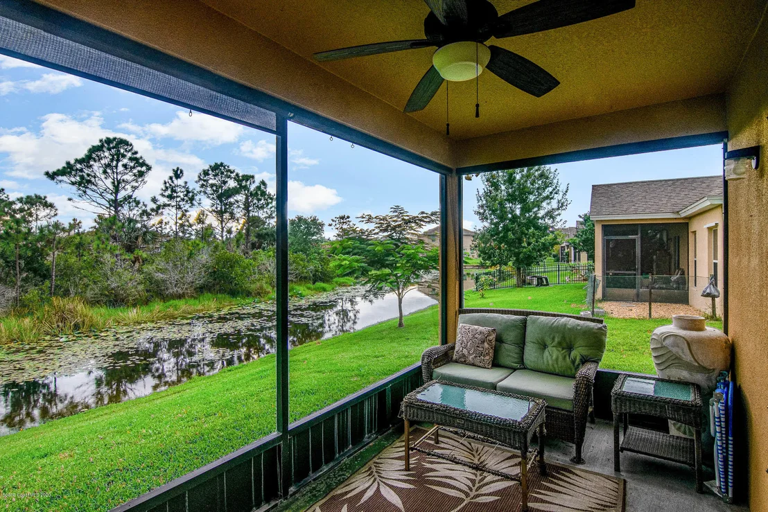 Photo of 1479 Corbett Lane