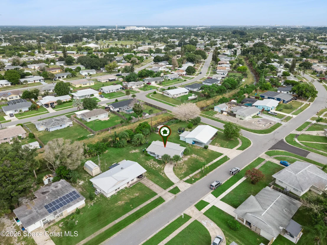 Photo of 784 Badger Drive NE