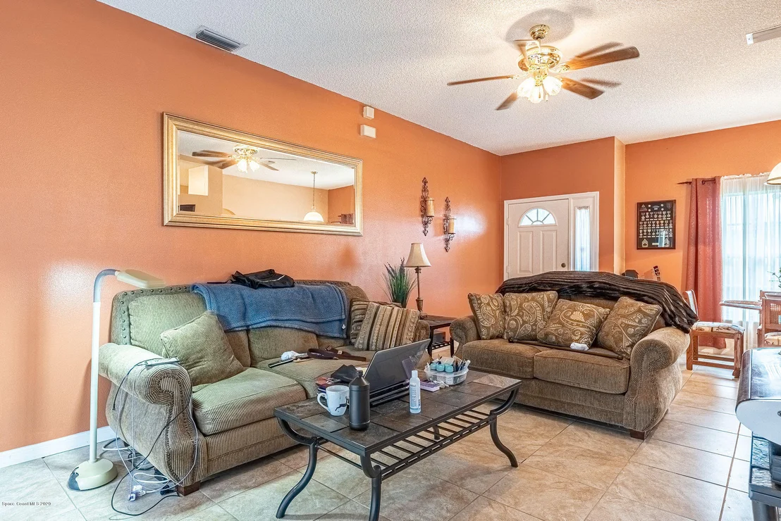 Photo of 1445 Colt Way
