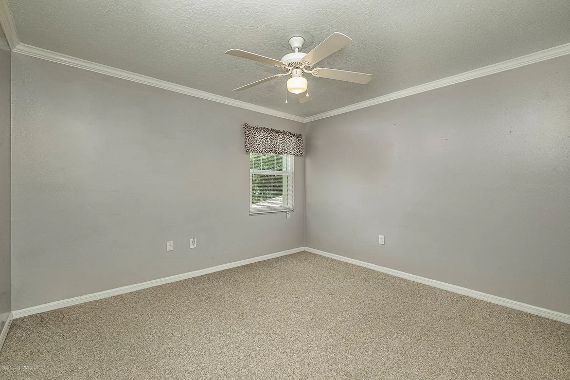 Photo of Unit 7 at 1475 Beechfern Drive