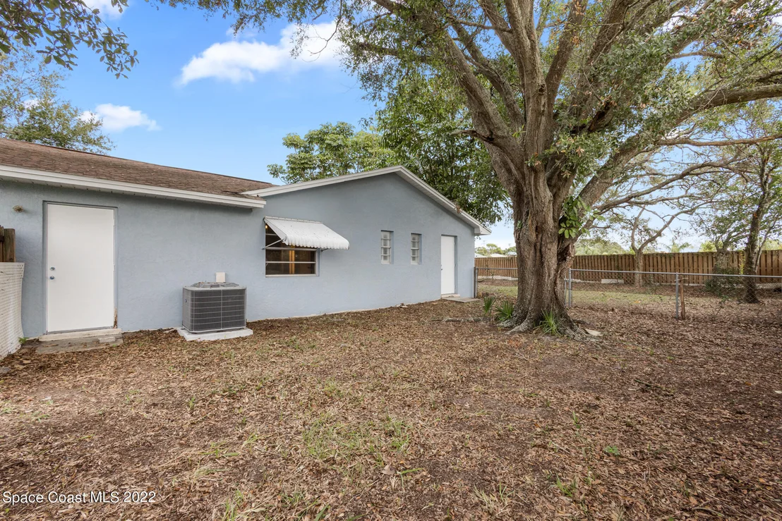 Photo of 3491 Jay Tee Drive