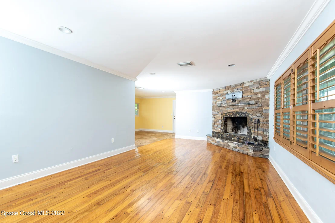 Photo of 935 Whitmire Drive