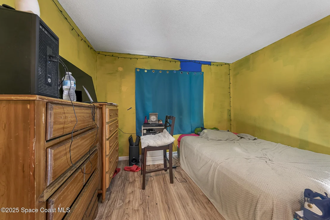 Photo of 1099 Pace Drive NW