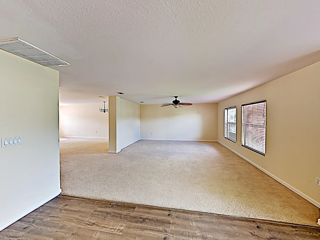 Photo of 515 Dryden Circle