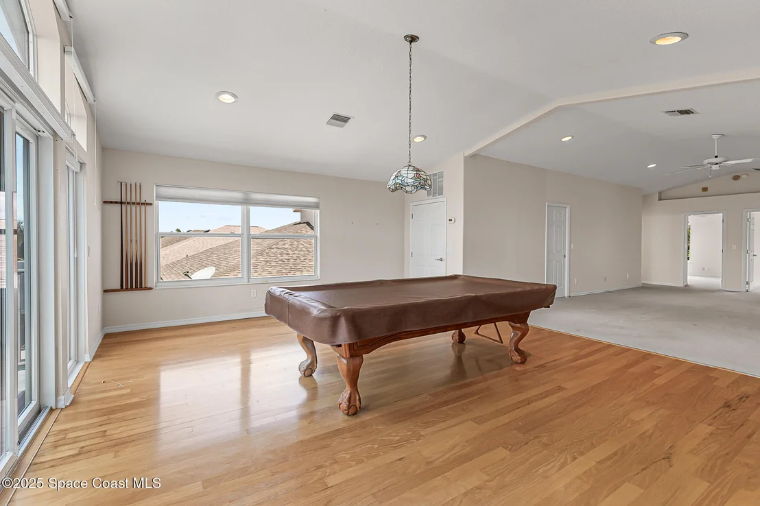 Photo of 853 Suntree Woods Drive