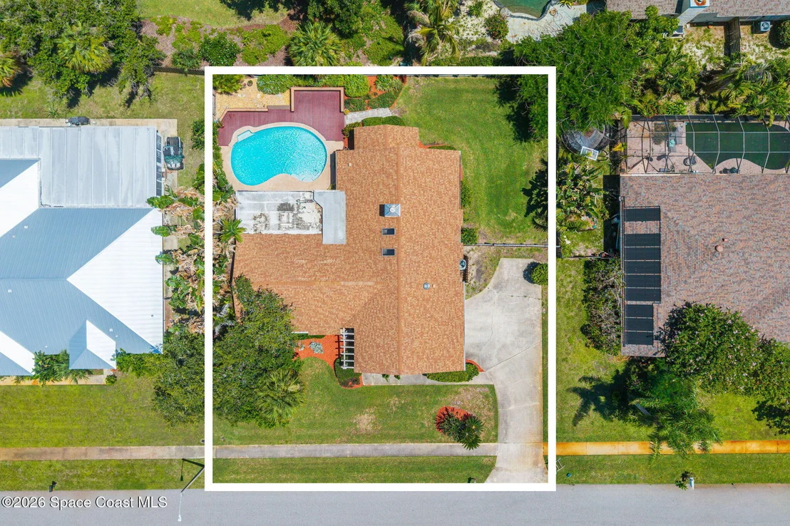 Photo of 496 N River Oaks Drive