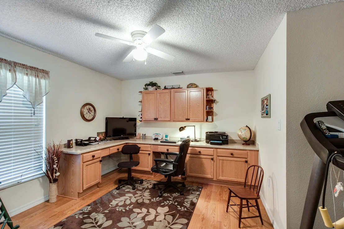 Photo of 6350 Ainsworth Road