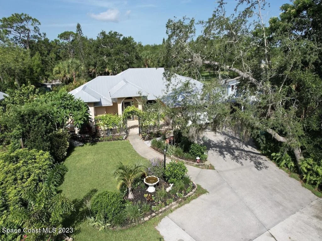 Photo of 9850 Oak