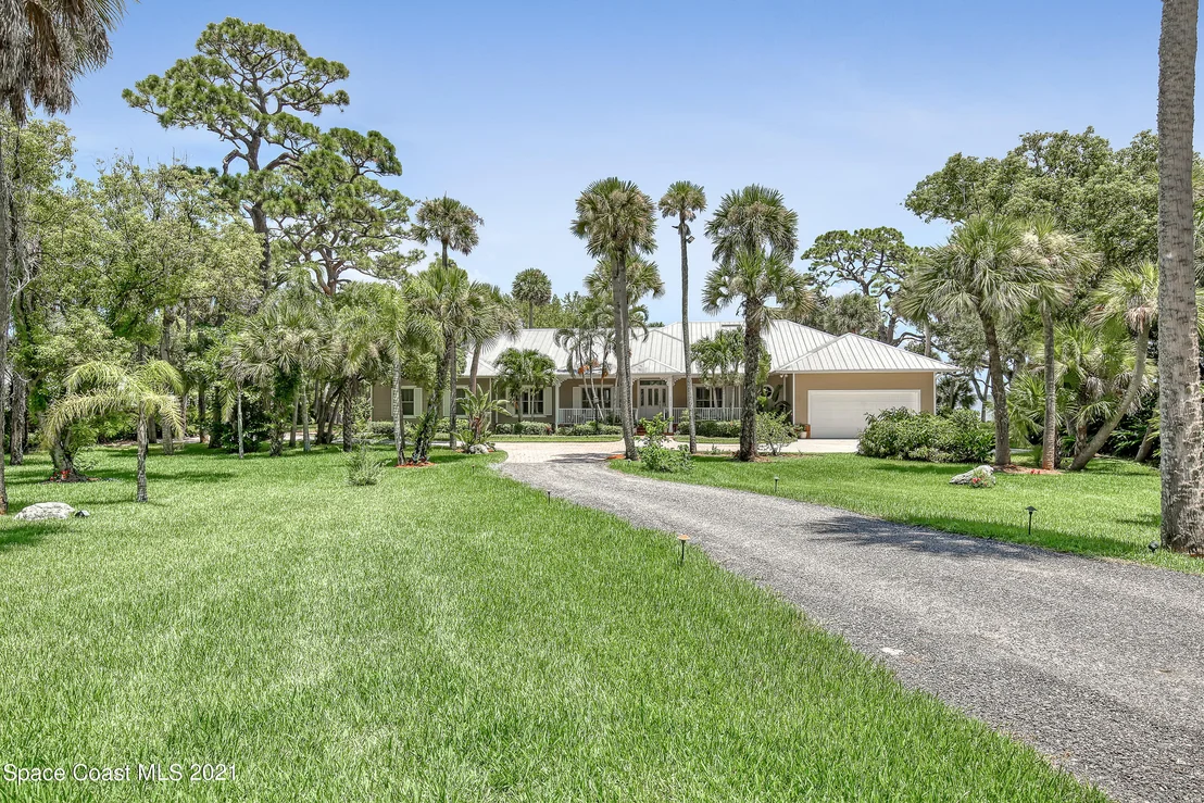 Photo of 1913 Pineapple Avenue