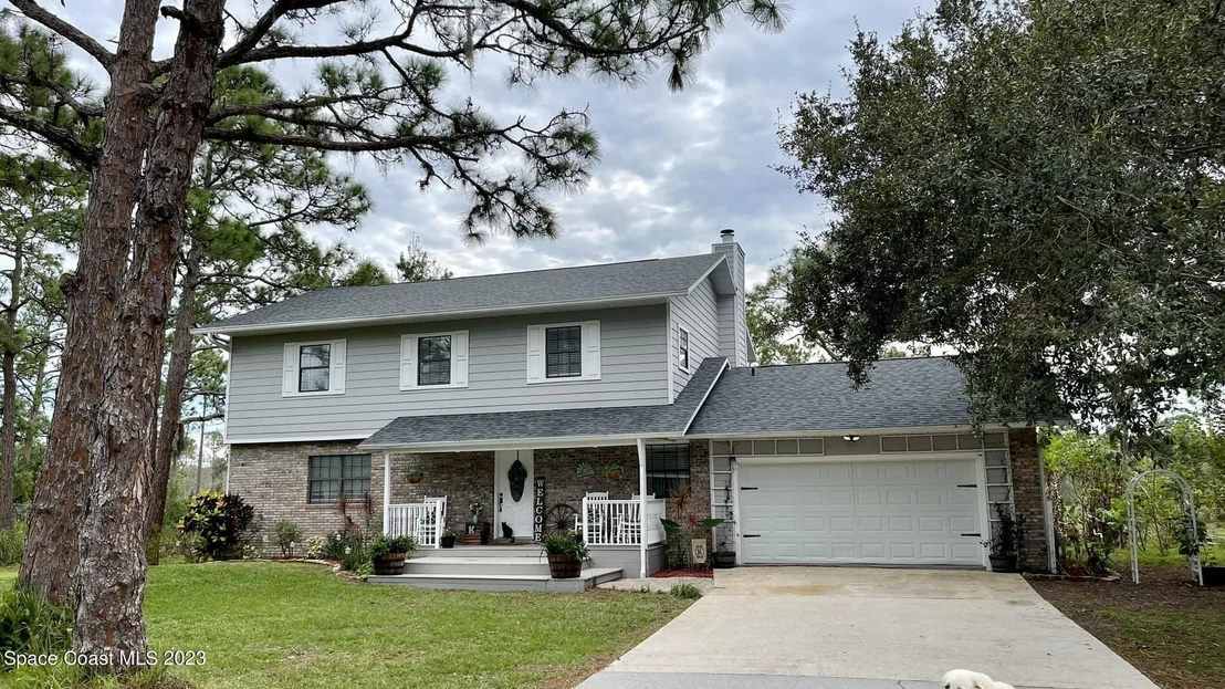 Photo of 1775 Grant Road