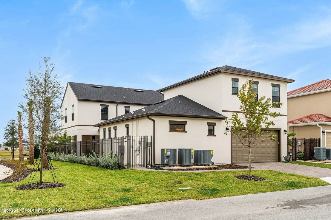 Photo of 2444 Addison Drive