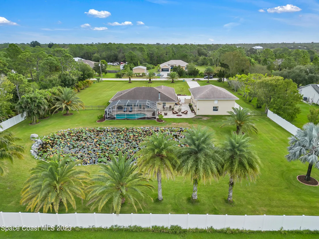 Photo of 2550 Waring Lane
