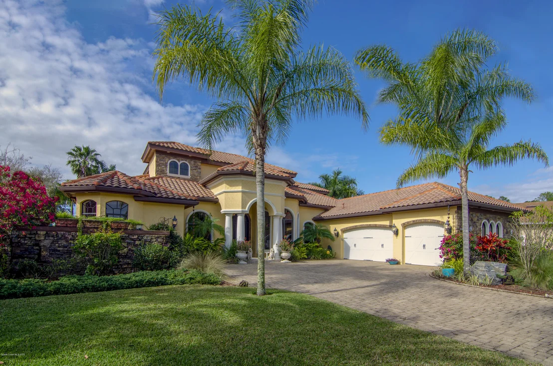 Photo of 2012 SE Windbrook Drive