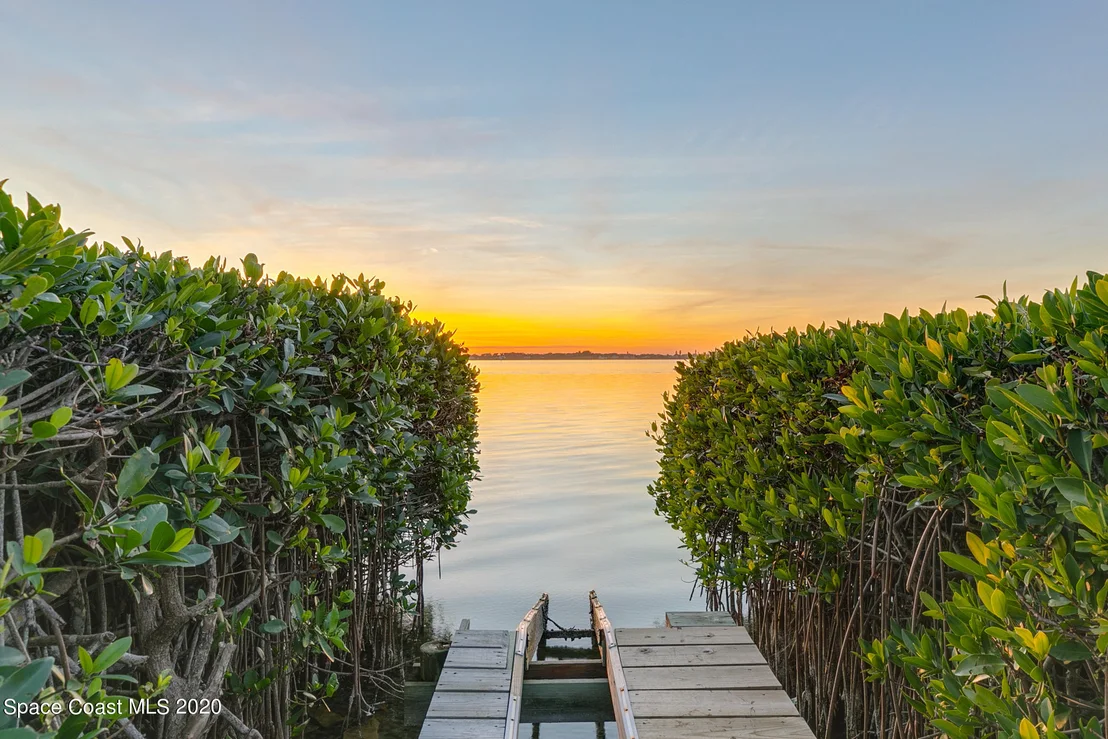 Photo of 466 Lanternback Island Drive