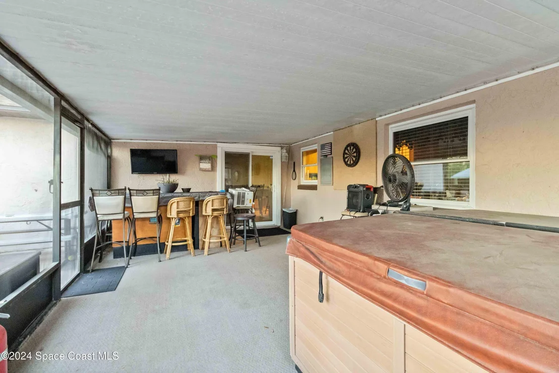Photo of 1023 Sycamore Drive