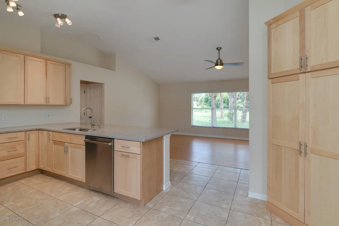 Photo of 424 Brown Avenue