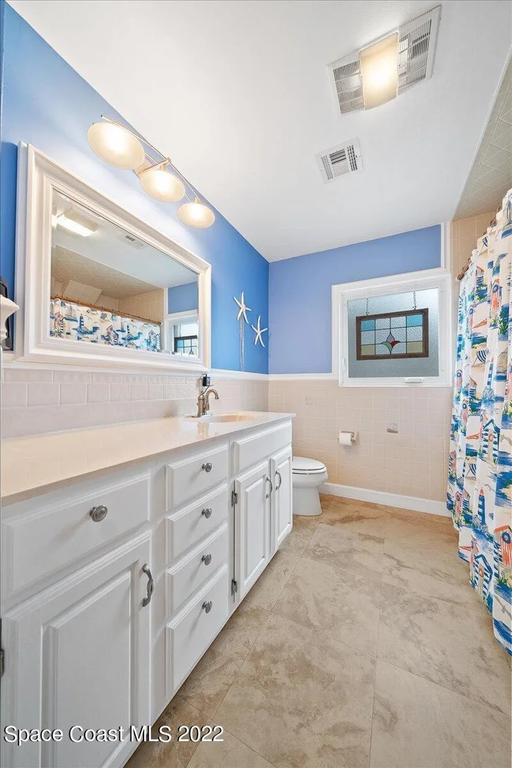 Photo of 83 W Bay Drive