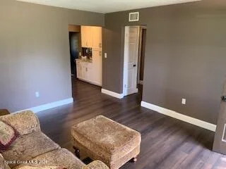 Photo of 1298 Hollywood Drive