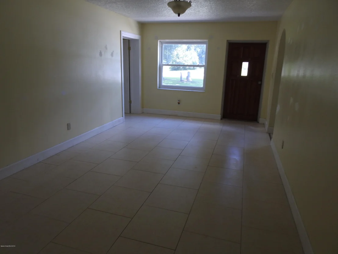 Photo of 2875 Sunset Road