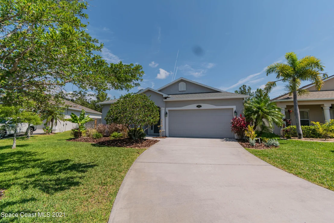 Photo of 1598 Maeve Circle