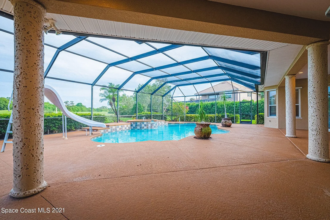 Photo of 8181 Compton Way