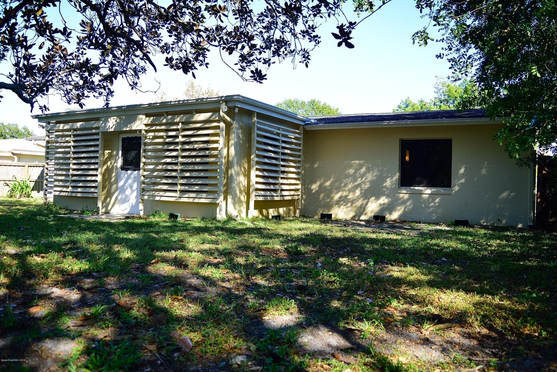 Photo of 698 Aloha Avenue